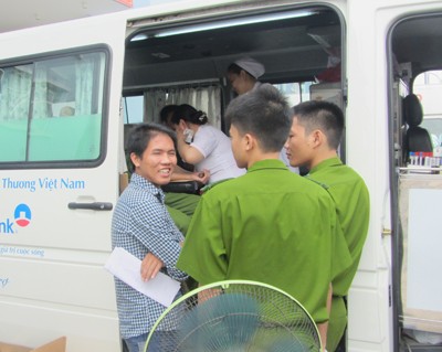 Vượt 50km đi hiến máu - ảnh 2